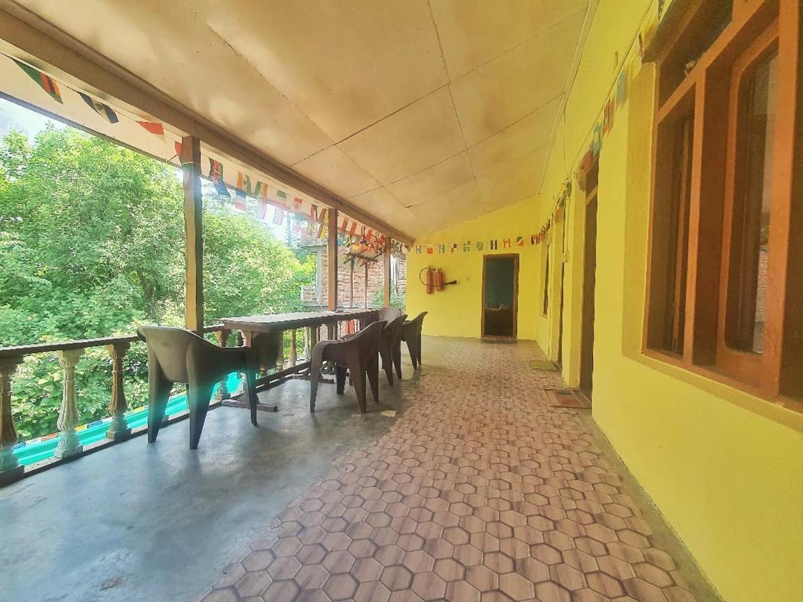 Wake N Bake Kasol Esterno foto